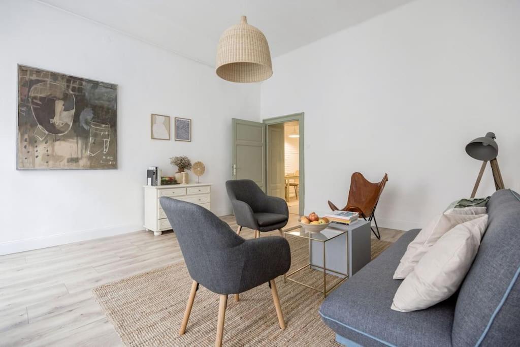 Apartment Atelier *
